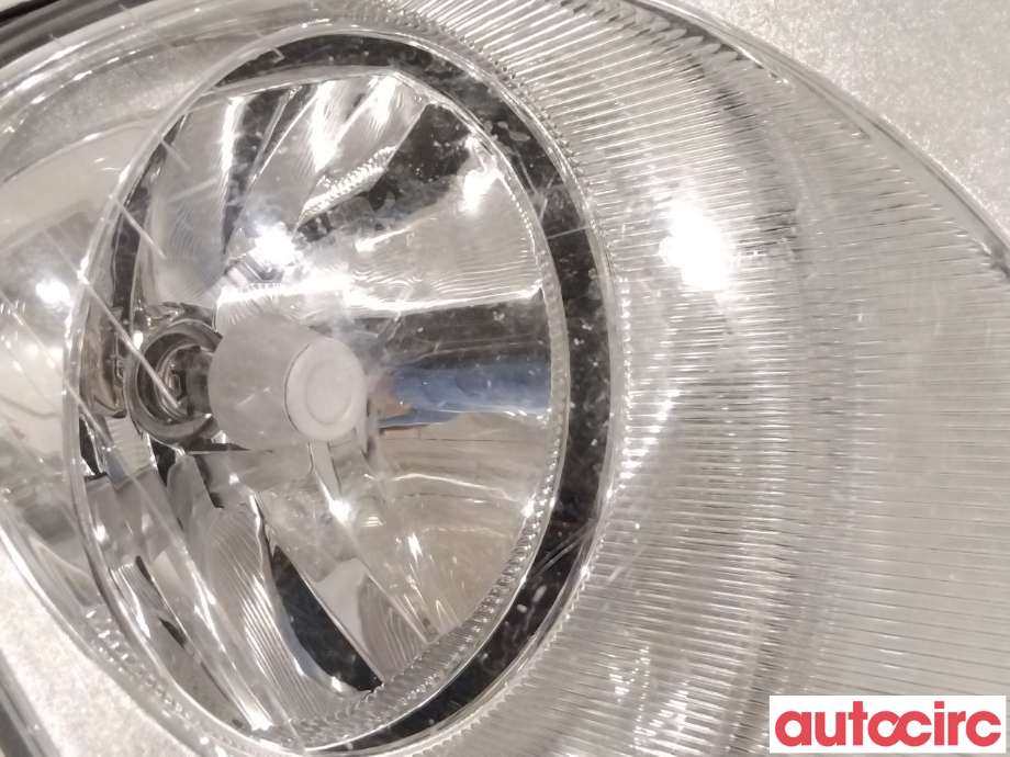 Frontlykt høyre halogen til VW Caddy 2004-2010 (Type III, Fase 1)  (VOLKSWAGEN|2K0941006D)