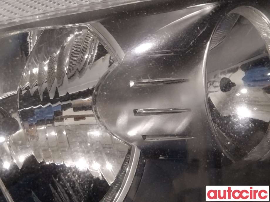 Frontlykt høyre halogen til BMW 3-Serie 2005-2011 (E90/E91/E92/E93) (E90/E91/E92/E93) (BMW|63116942722|89311640|6942722-07)