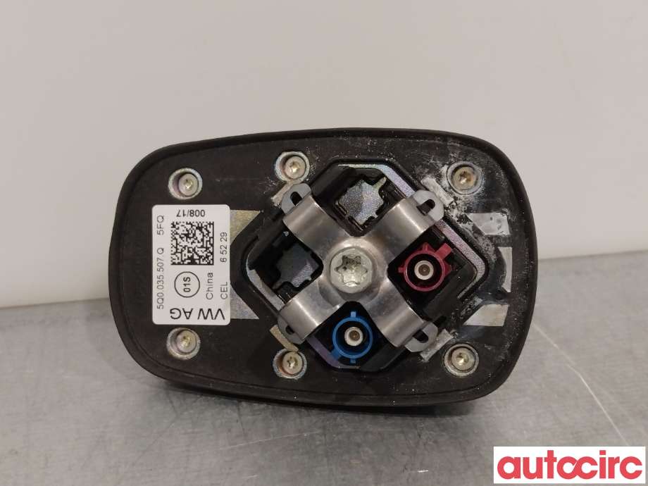 Antenne forsterker til VW e-Golf 2017-2020 (Fase 2) (VOLKSWAGEN|5Q0035507Q)