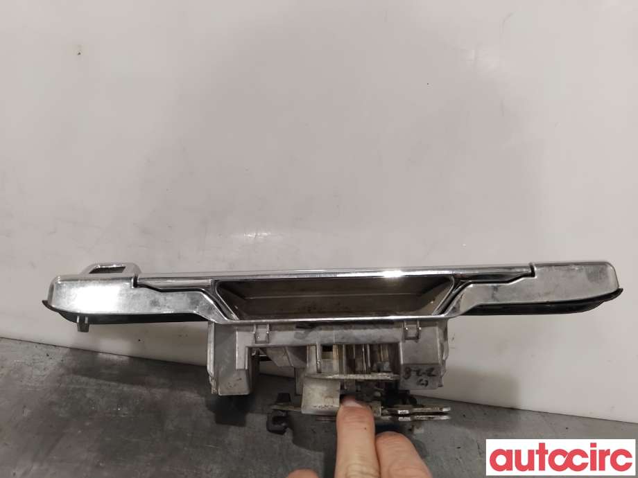 Bakluke/bakdør håndtak til Isuzu D-Max 2017-2020 (Type II, Fase 2) (ISUZU|8982394383|)