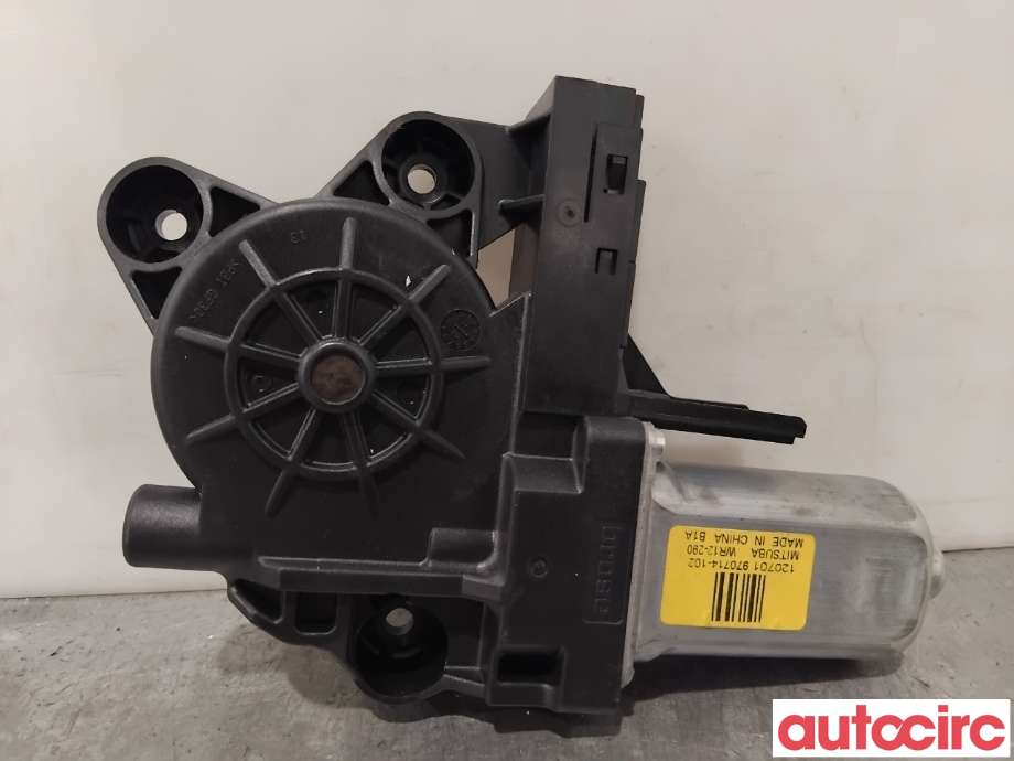 Ruteheis høyre foran til Volvo XC70 2008-2013 (Type II, Fase 1) (VOLVO|30699646|970714-102|)