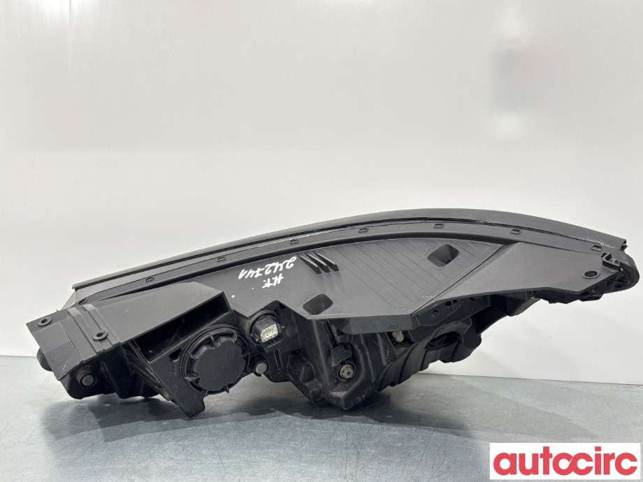 Frontlykt høyre halogen til Kia EV6 2021-->>  (KIA|92102CV110|)