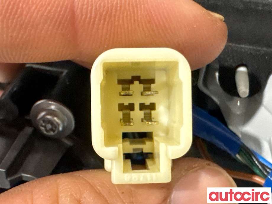 Baklykt venstre indre til Toyota RAV4 2019-->> (Type V)  (TOYOTA|8159142062|A4V202-0001|81590-42062)