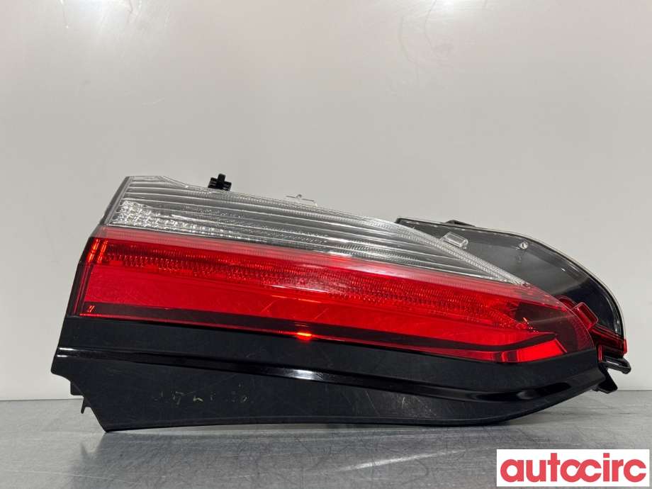 Baklykt høyre indre til Toyota RAV4 2019-->> (Type V)  (TOYOTA|8158142151|A4S211-0001|81580-42151)
