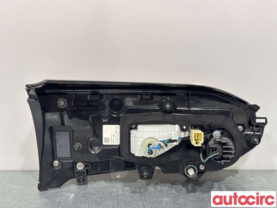 Baklykt høyre indre til Toyota RAV4 2019-->> (Type V)  (TOYOTA|8158142151|A4S211-0001|81580-42151)