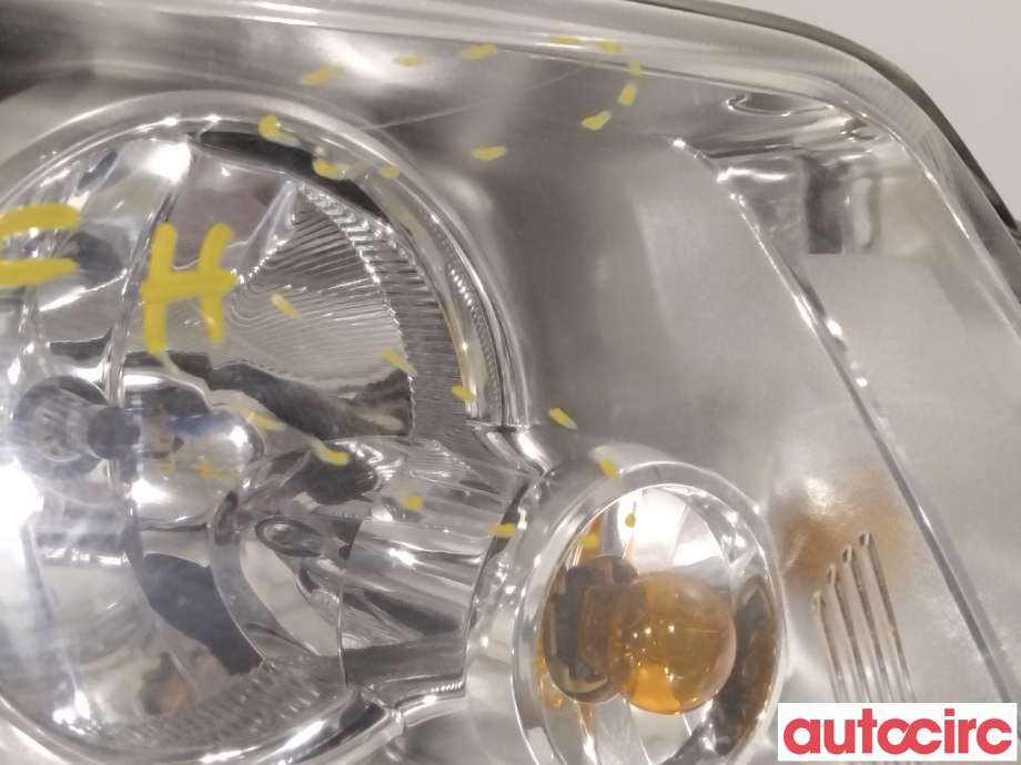 Frontlykt høyre halogen til Chrysler Voyager 2008-2011 (Type V) (CHRYSLER|5113340AC|264100-00|264102-01)