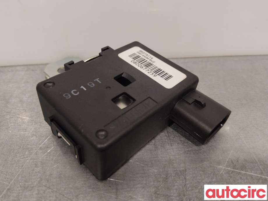 Diverse deler til Mitsubishi Outlander 2015-->> (Type III, Fase 2)  (MITSUBISHI|8637A114|)