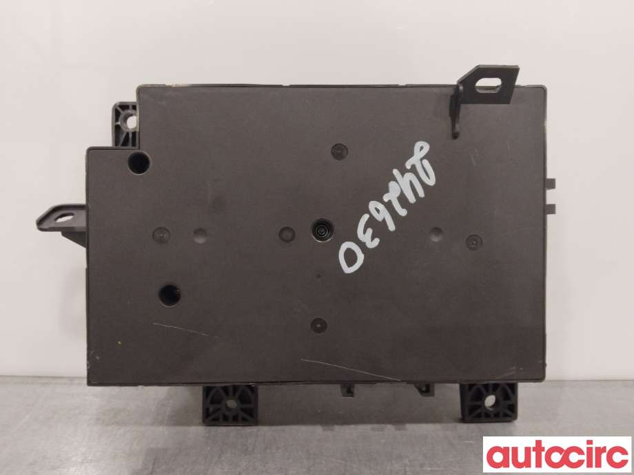 Sikringsboks til Mitsubishi Outlander 2015-->> (Type III, Fase 2)  (MITSUBISHI|8565A358||8637A688)