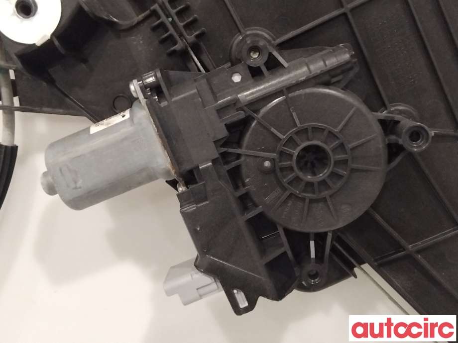 Ruteheis venstre foran til Peugeot 208 2019-->> (Type II)  (PEUGEOT|9829043680)