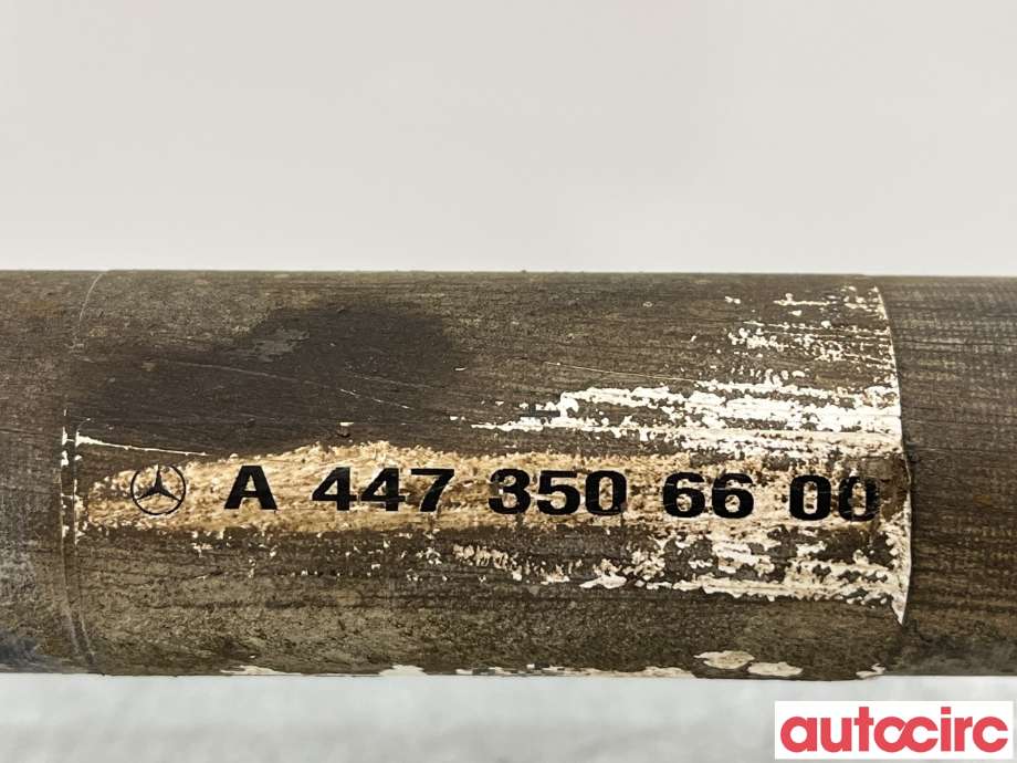 Drivaksel venstre bak til Mercedes Vito 2014-->> (W447) (W447) (MERCEDES|A4473506600|)
