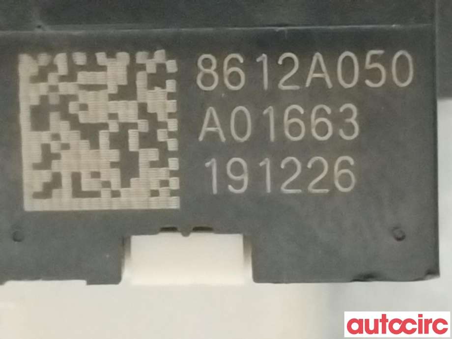 Bryter diverse til Mitsubishi Outlander 2015-->> (Type III, Fase 2)  (MITSUBISHI|8612A050|)