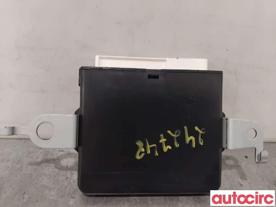 Styreenhet elektrisk bakluke til Toyota RAV4 2019-->> (Type V)  (TOYOTA|8922242010|414814-11410|89222-42010)
