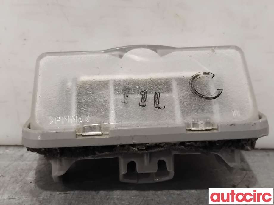 Skiltlys til Toyota RAV4 2019-->> (Type V)  (TOYOTA|8127033110|)