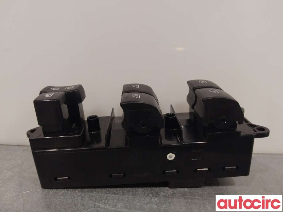 Bryter ruteheis til Mitsubishi Outlander 2015-->> (Type III, Fase 2)  (MITSUBISHI|8608A417|)