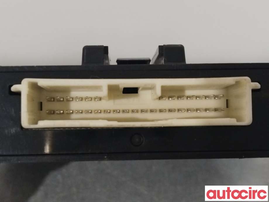 Styreenhet diverse til Mitsubishi Outlander 2015-->> (Type III, Fase 2)  (MITSUBISHI|8637C108|)
