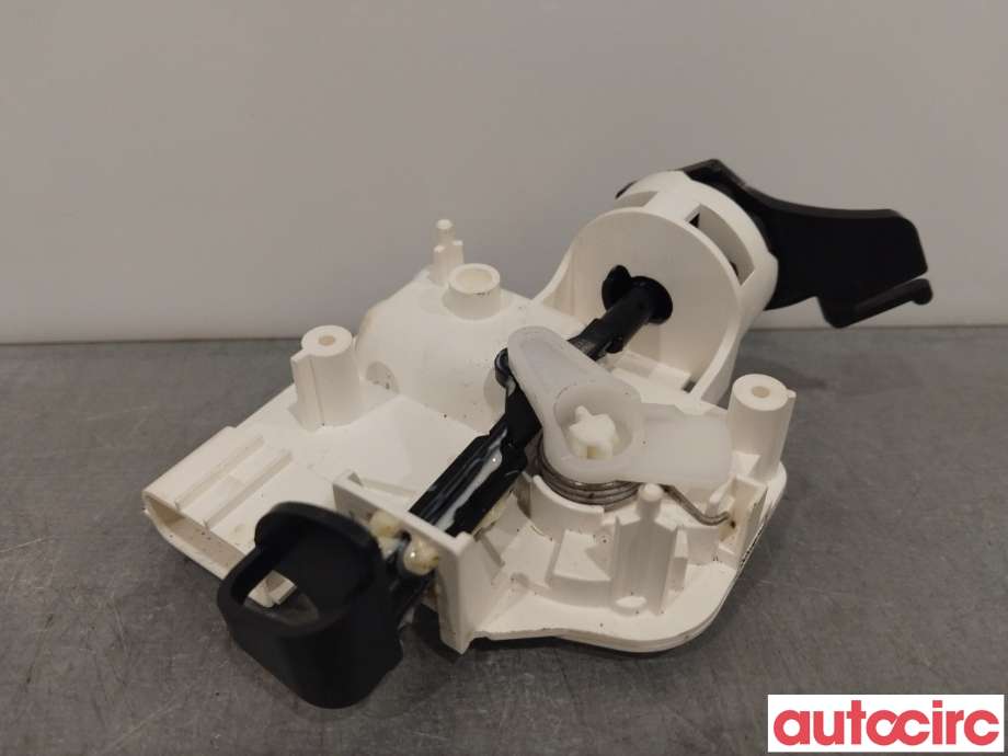 Diverse deler til Mitsubishi Outlander 2015-->> (Type III, Fase 2)  (MITSUBISHI|5943A133|)