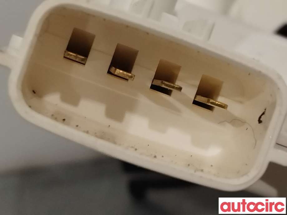 Diverse deler til Mitsubishi Outlander 2015-->> (Type III, Fase 2)  (MITSUBISHI|5943A133|)
