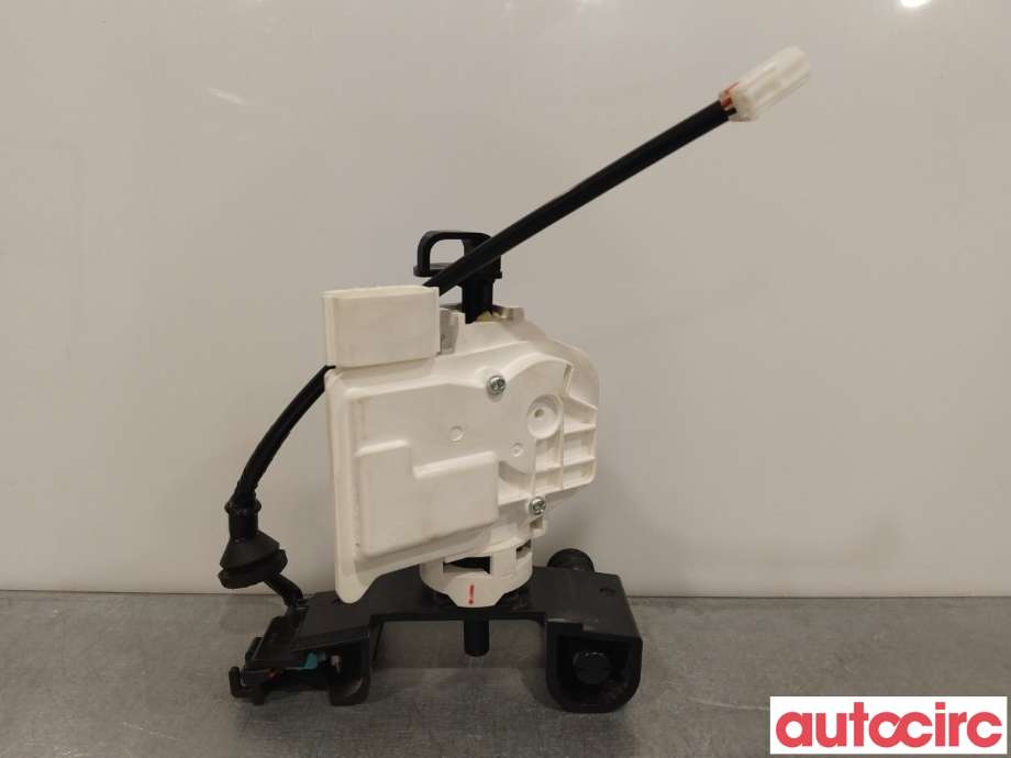 Diverse deler til Mitsubishi Outlander 2015-->> (Type III, Fase 2) (MITSUBISHI|5943A305|)