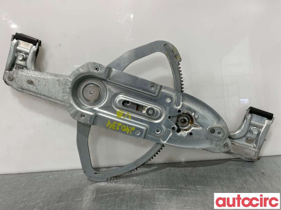 Ruteheis til Ford Kuga 2008-2012 (Type I)  (FORD|1738647||3M51-R27001-BH)