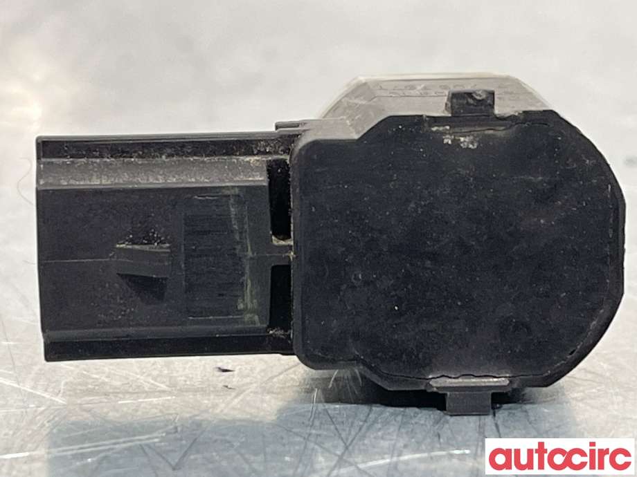 Parkeringssensor foran til Ford C-Max 2015-2019 (Type II, Fase 2)  (FORD|1899681|EM2T-15K859-AAW)