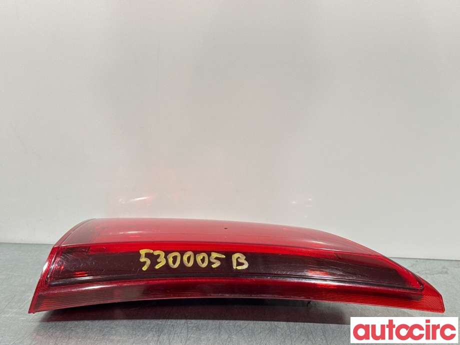 Baklykt høyre indre til Mitsubishi Outlander 2015-->> (Type III, Fase 2)  (MITSUBISHI|8331A180|)