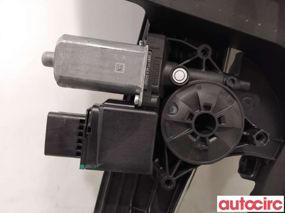 Ruteheis venstre foran til Citroën Berlingo 2019-->> (Type III)  (CITROEN|9840175880|0130824427|9837832780)