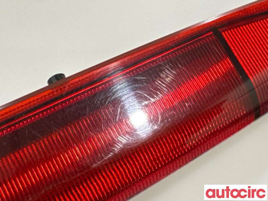 Baklykt bremselys bakrute til Subaru Outback 2009-2014 (Type IV)  (SUBARU|84701AJ040|)