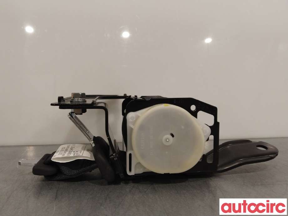 Sikkerhetsbelte bak midtre til Mitsubishi Outlander 2015-->> (Type III, Fase 2)  (MITSUBISHI|7000F341XA|)
