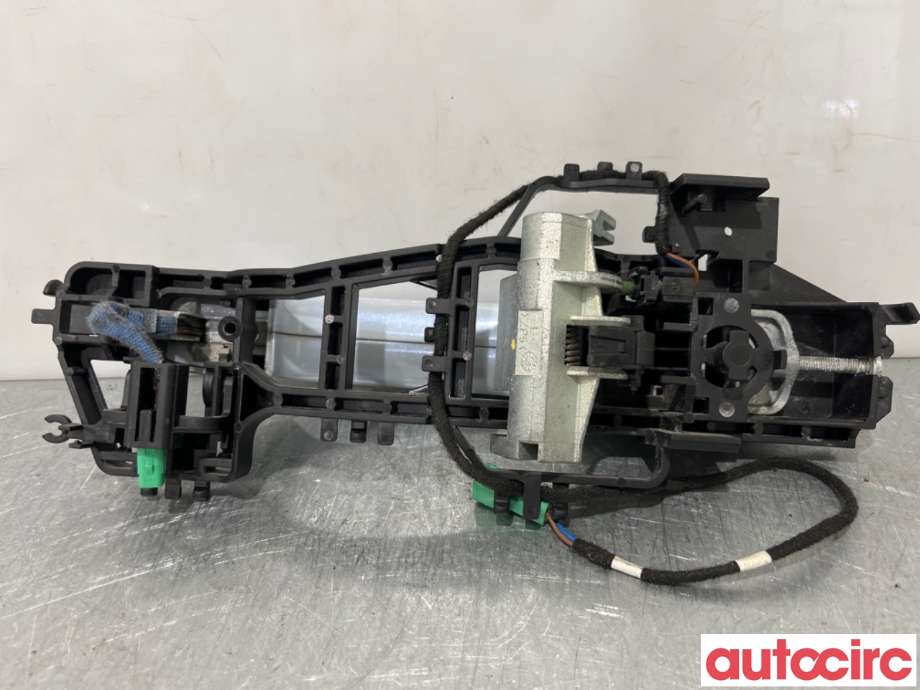 Dørhåndtak utv høyre foran til Ford Kuga 2008-2012 (Type I)  (FORD|1775832||1480205)