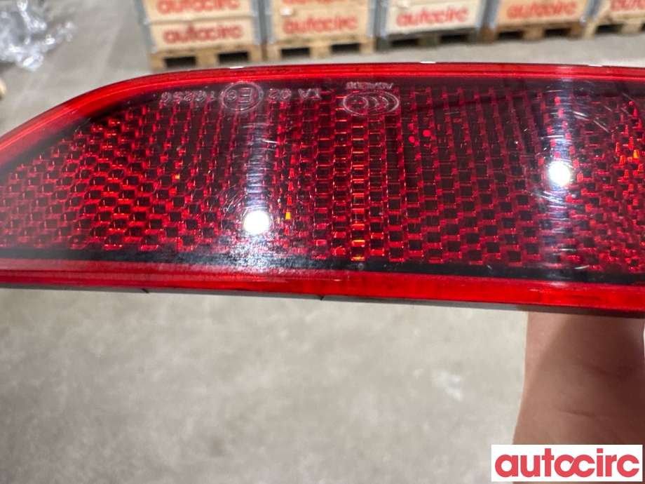 Refleksplate til Škoda Kodiaq 2017-->>  (SKODA|565945106|)