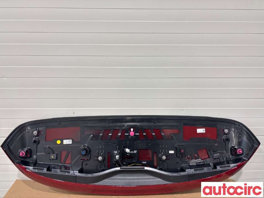 Spoiler bakluke til Mercedes EQA 2021-->>  (MERCEDES|A2477902100|)