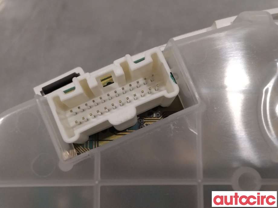 Instrumentpanel til Mazda 6 2008-2010 (Type II, Fase 1) (MAZDA|GAA9-55-214)