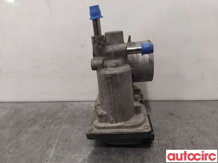 Spjeldhus til Toyota Yaris 2012-2014 (Type III, Fase 1)  (TOYOTA|2203047040||22030-47040)