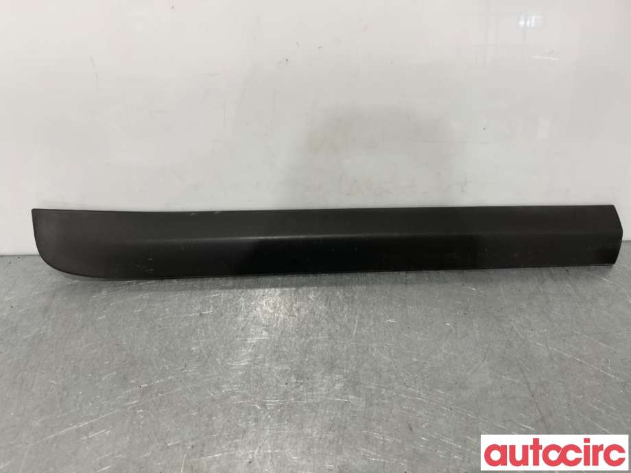 Lister til Ford Kuga 2008-2012 (Type I) (FORD|1707508||8V41-S24902-AD)