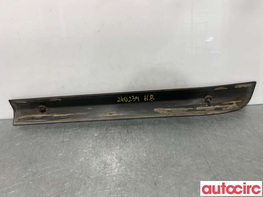 Lister til Ford Kuga 2008-2012 (Type I) (FORD|1707508||8V41-S24902-AD)