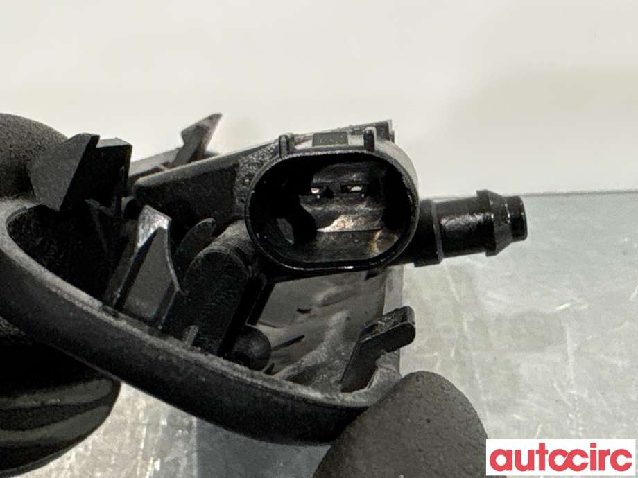 Lyktespylerdyse til VW Golf Sportsvan 2014-2018 (VOLKSWAGEN|5M0955986C|)
