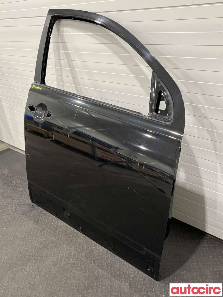 Dør høyre foran til Nissan Qashqai 2010-2014 (Type I, Fase 2)  (NISSAN|H0100EY1MC)