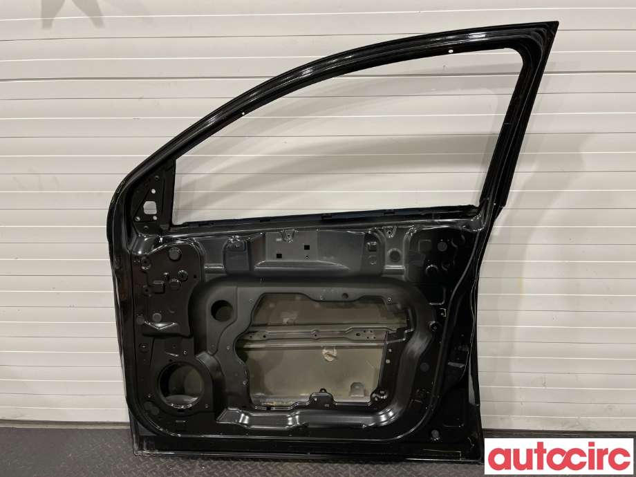 Dør høyre foran til Nissan Qashqai 2010-2014 (Type I, Fase 2)  (NISSAN|H0100EY1MC)