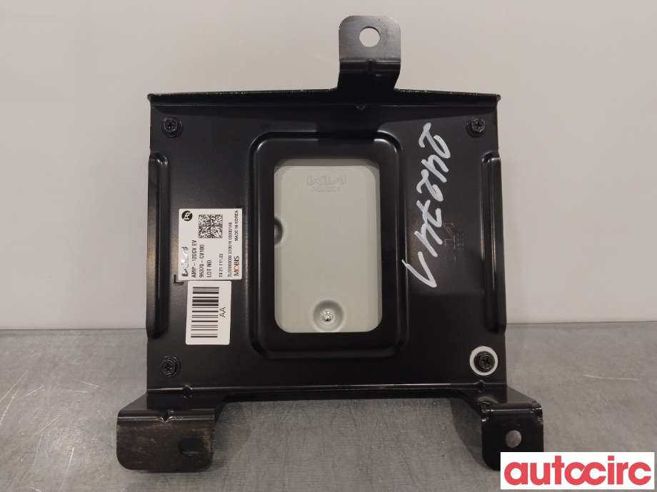 Bilstereo forsterker til Kia EV6 2021-->> (KIA|96370CV100)