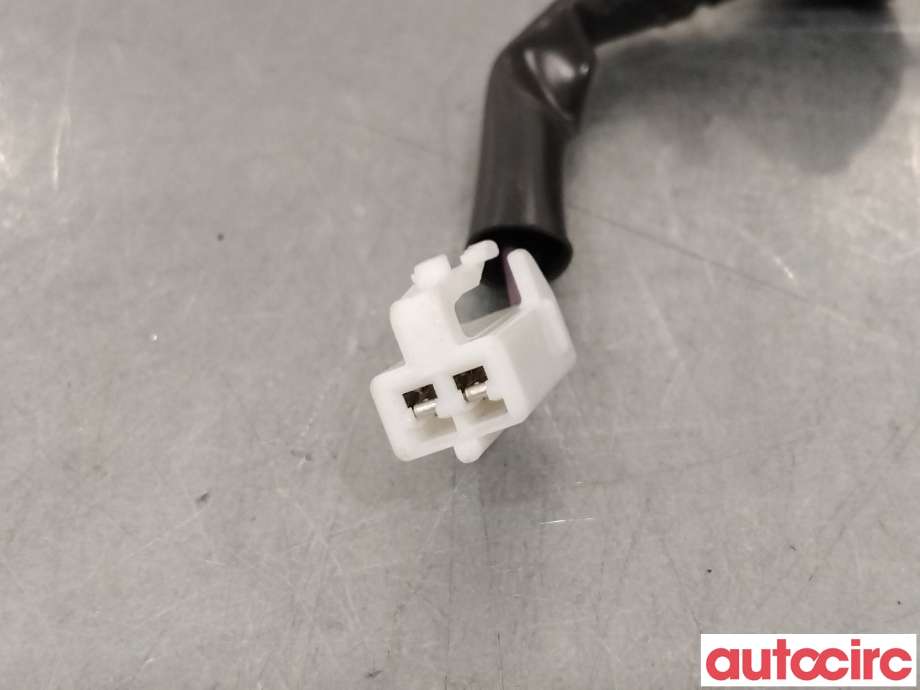 Baklykt bremselys bakrute til Toyota RAV4 2019-->> (Type V)  (TOYOTA|8157048080)