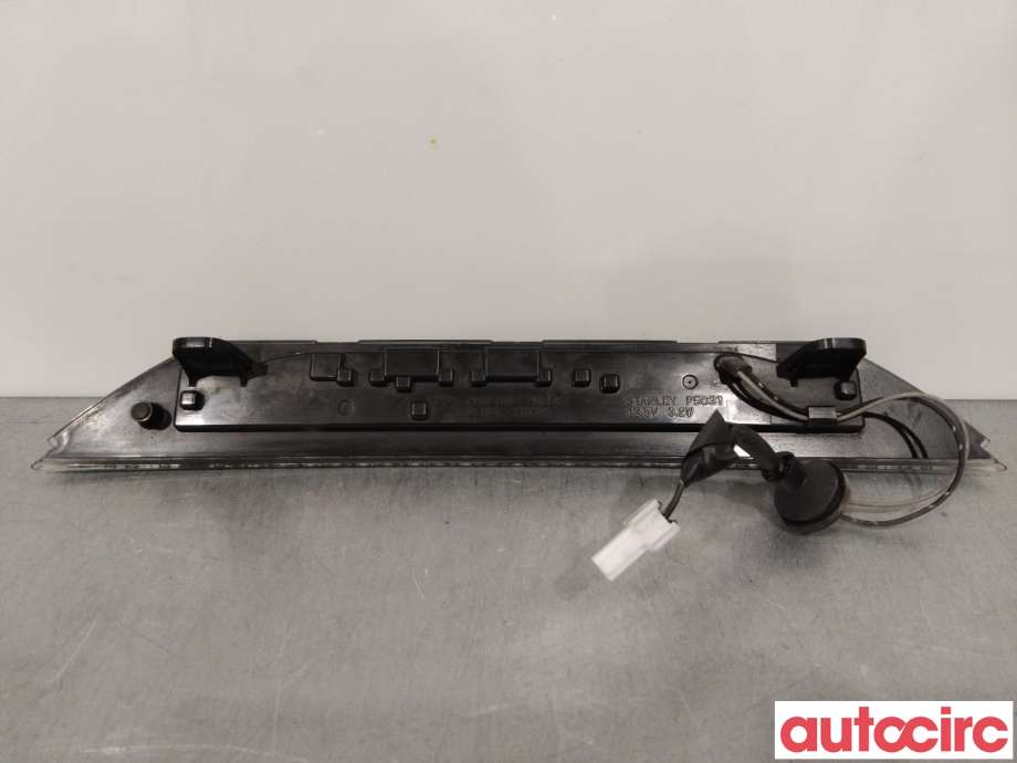 Baklykt bremselys bakrute til Mitsubishi Outlander 2010-2012 (Type II, Fase 2)  (MITSUBISHI|8334A008)