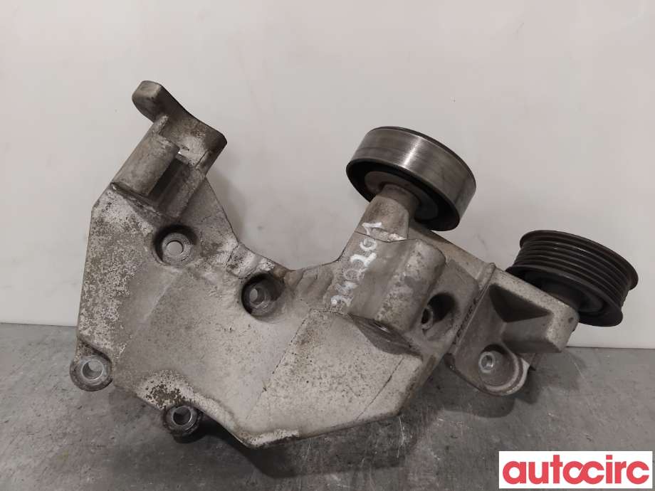Dynamobrakett til Hyundai Santa Fe, 2012-2020 (Type III) (HYUNDAI|252852F300)