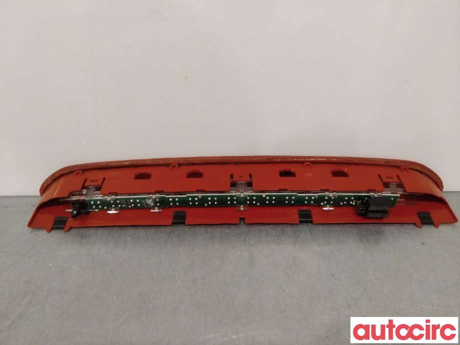 Baklykt bremselys bakrute til VW Golf VII 2012-2017 (Fase 1)  (VOLKSWAGEN|5K0945087D|5G0945087B)