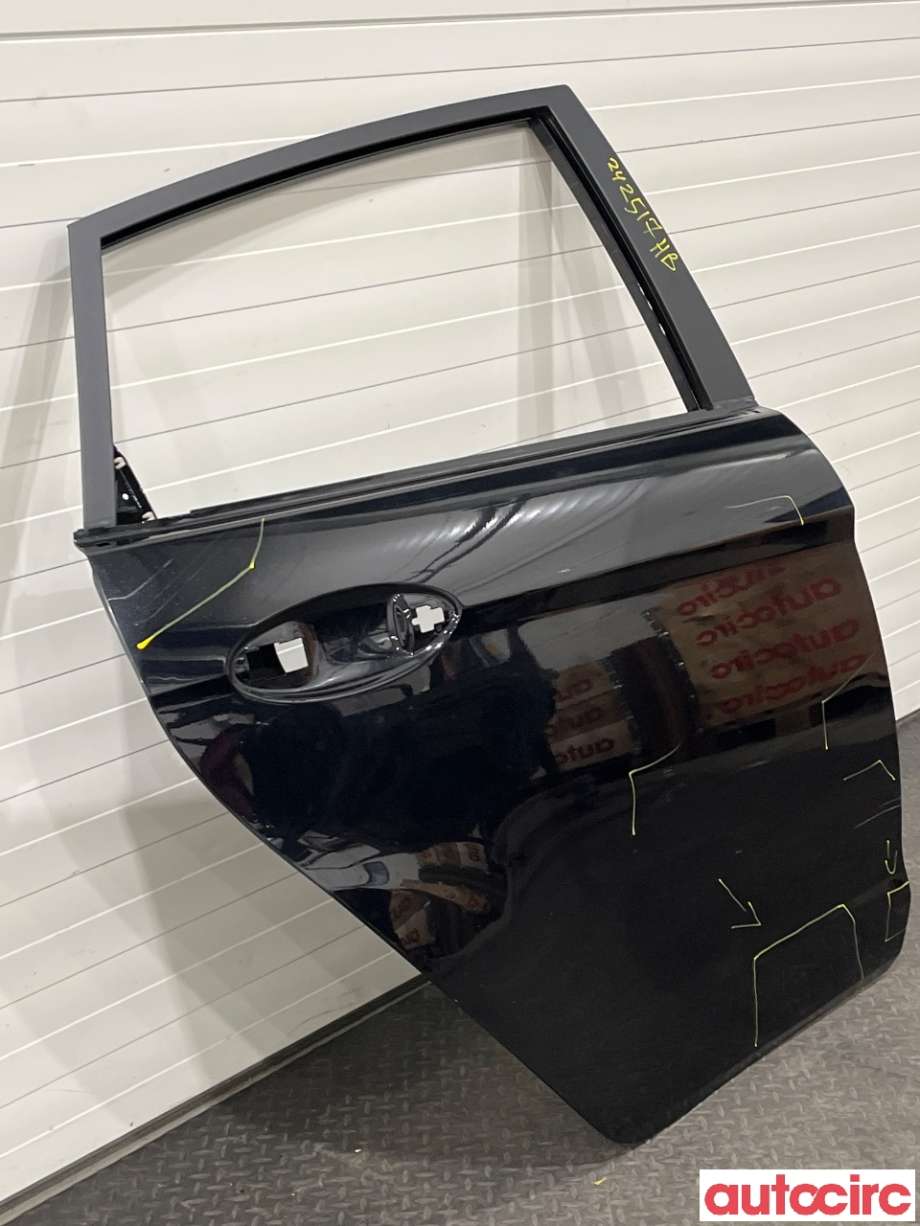 Dør høyre bak til Ford Fiesta 2008-2012 (Type VI, Fase 1) (FORD|1692501|P8A61-A24630-KA)