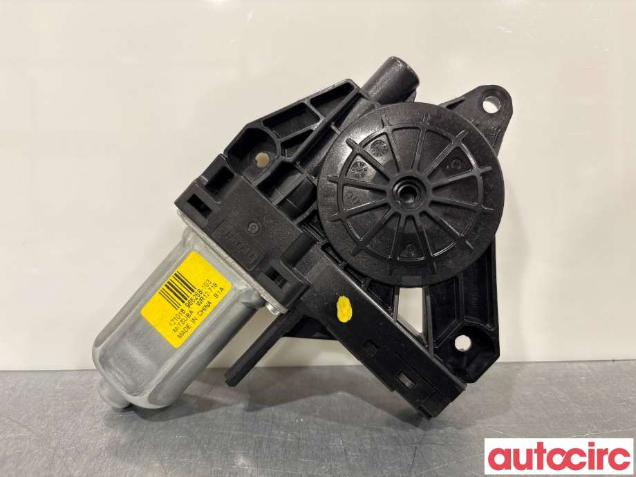 Ruteheis venstre foran til Volvo V40 2012-2019 (VOLVO|31253061|966268-103|)
