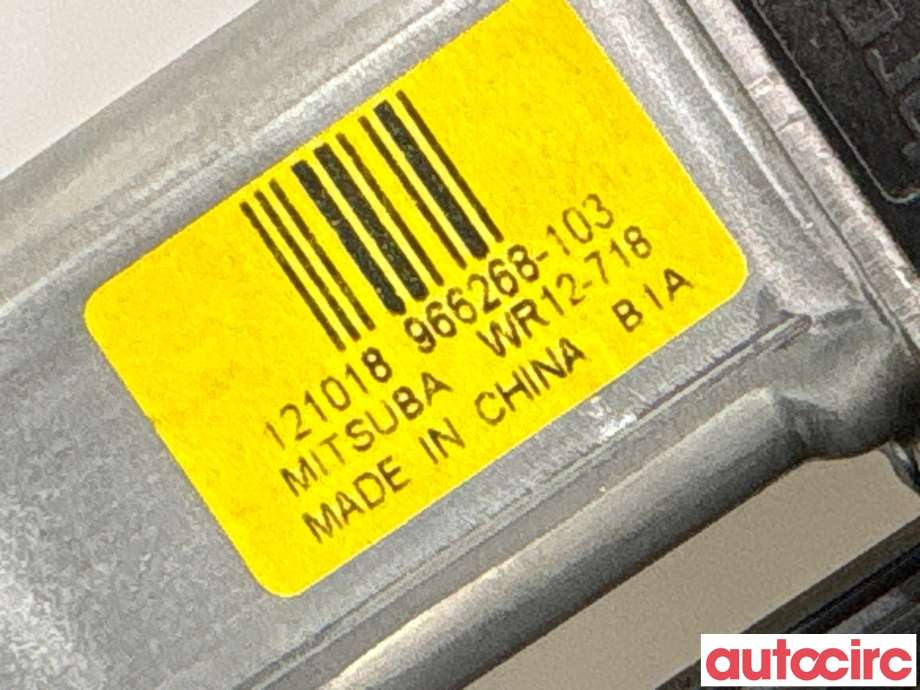Ruteheis venstre foran til Volvo V40 2012-2019 (VOLVO|31253061|966268-103|)