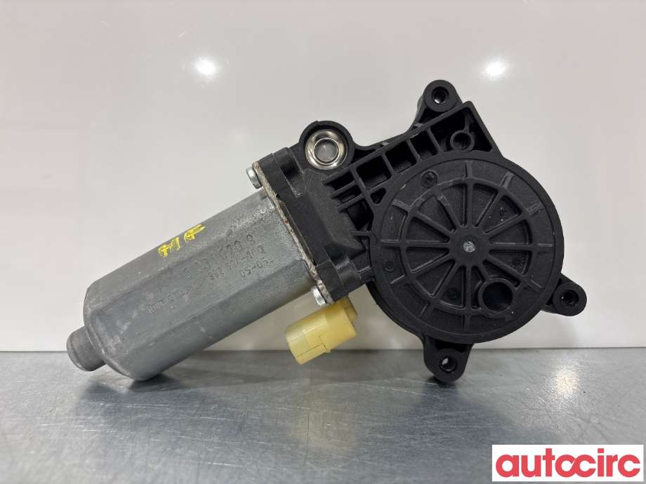 Ruteheis høyre foran til BMW X5, 2000-2006 (E53) (E53) (BMW|67628381020)