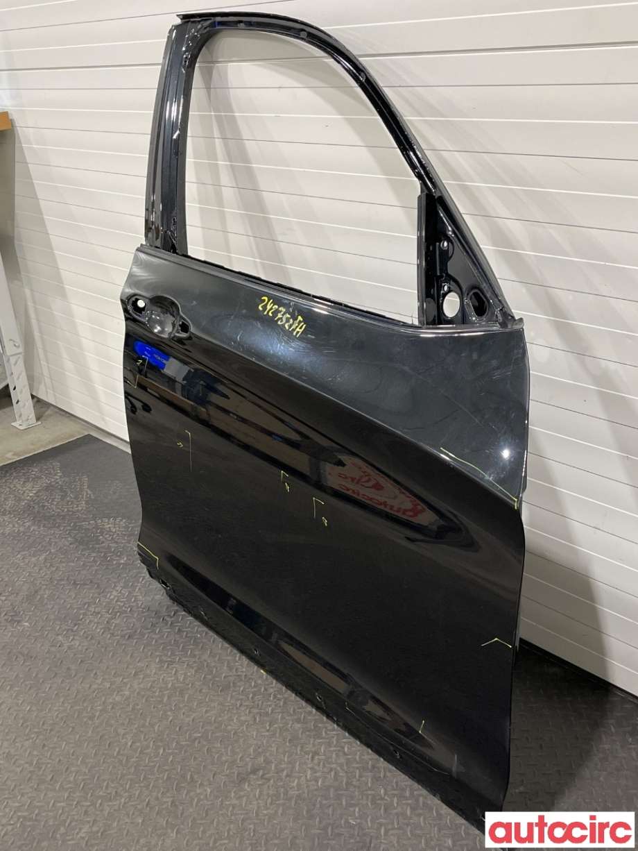 Dør høyre foran til BMW X3 2010-2017 (F25) (F25) (BMW|41517355804)
