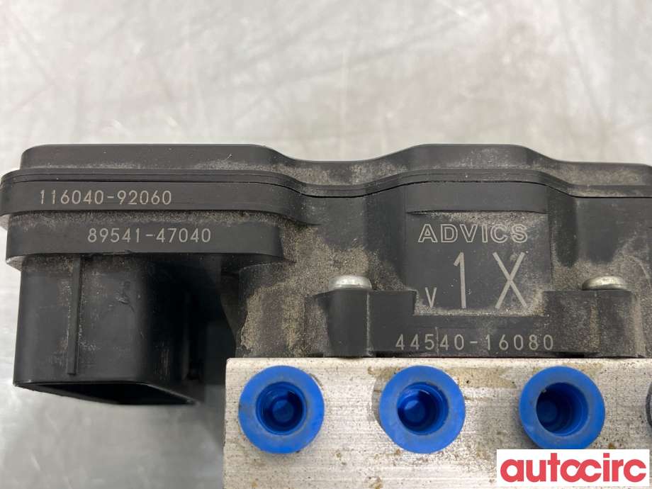 ABS sentral til Toyota Corolla 2019-->>  (TOYOTA|4405016150|116040-92060|44540-16080)