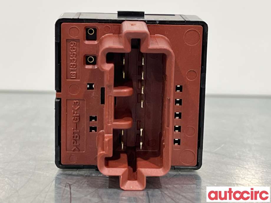 Bryter speil til Mitsubishi Outlander 2015-->> (Type III, Fase 2)  (MITSUBISHI|MR951187|)